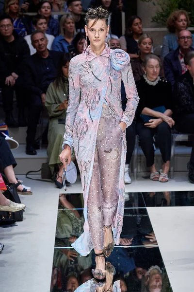 Look 73
